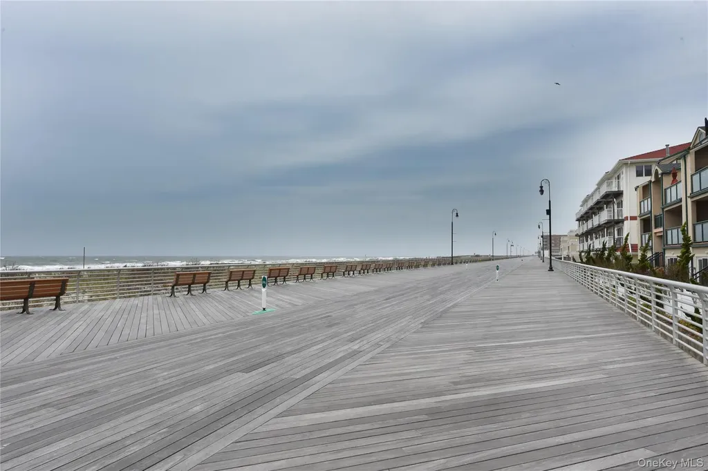370 W Broadway Long Beach NY 11561