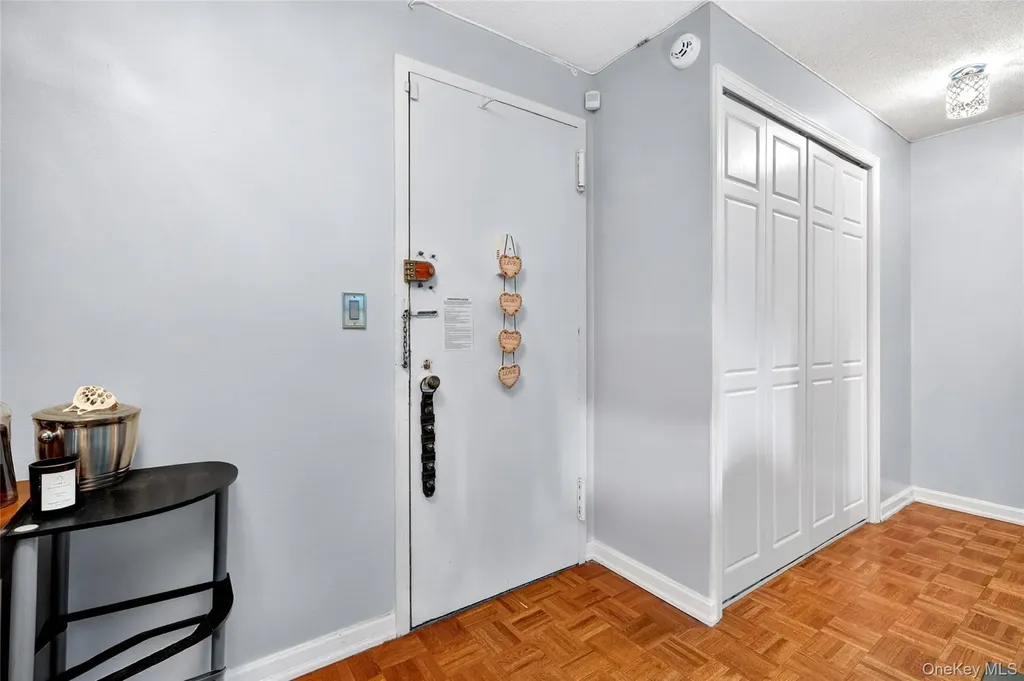 2550 Olinville Avenue Bronx NY 10467
