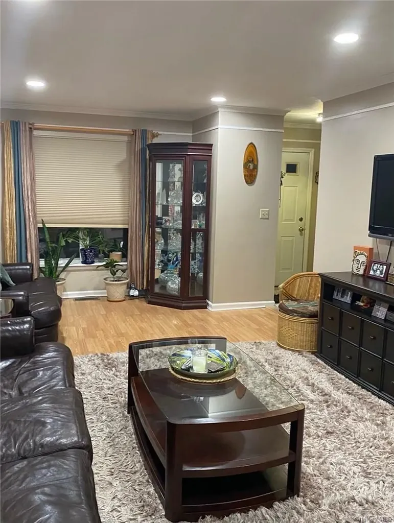 6 Taconic Street Poughkeepsie NY 12603