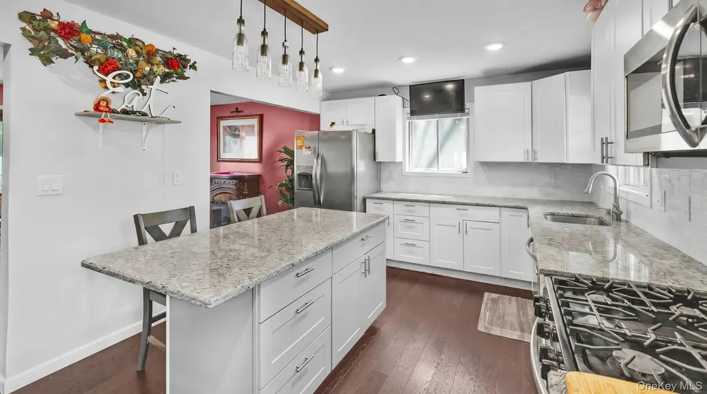 27 Camp Drive Selden NY 11784