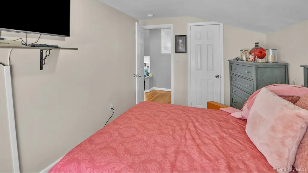 27 Camp Drive Selden NY 11784