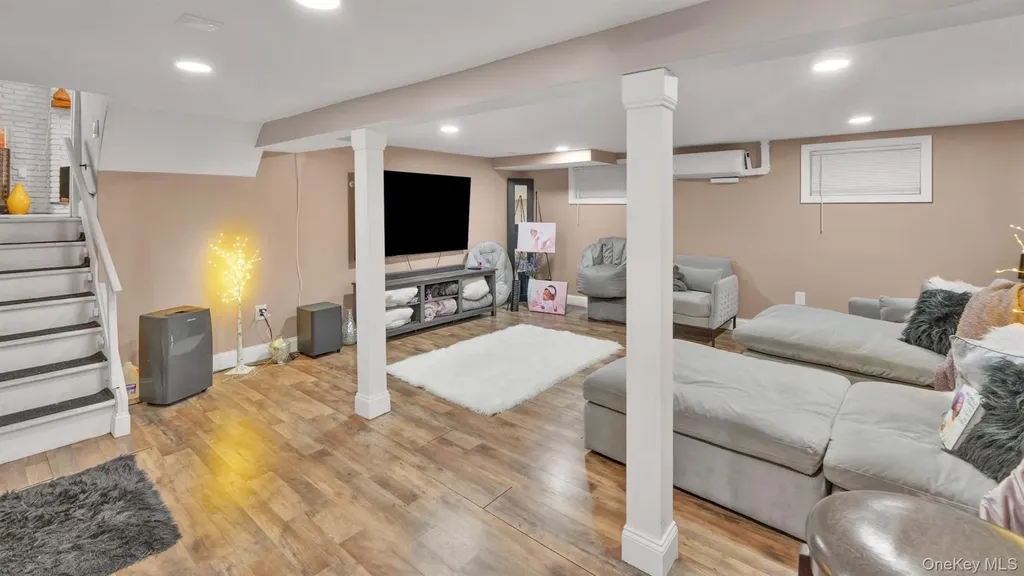 27 Camp Drive Selden NY 11784