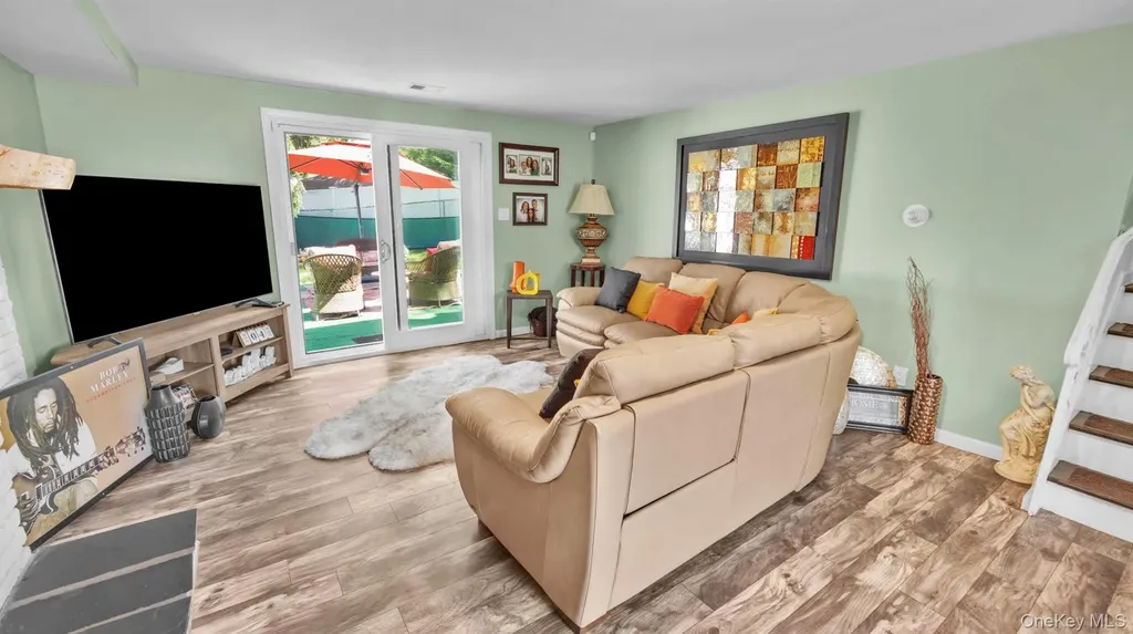 27 Camp Drive Selden NY 11784