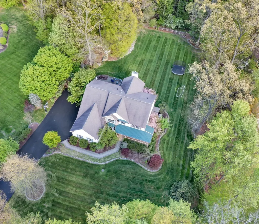 11 Orr-hatch Drive Cornwall NY 12518