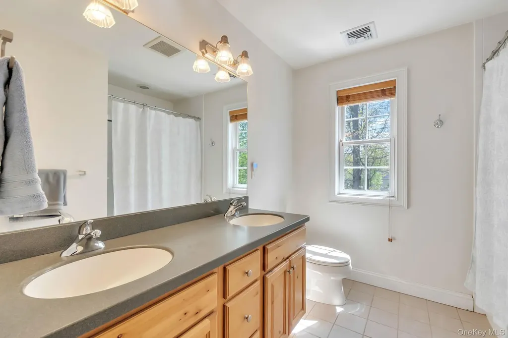 11 Orr-hatch Drive Cornwall NY 12518