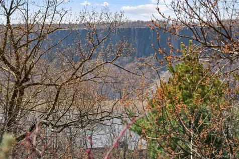 1 Scenic Drive Hastings-on-hudson NY 10706