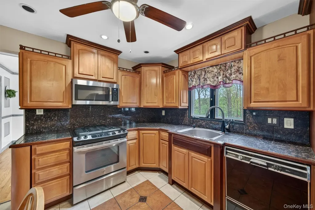 155 Pine Tree Road Monroe NY 10950