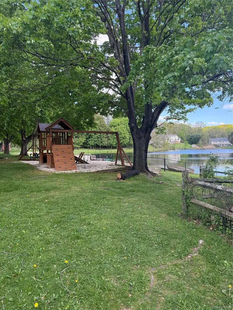 155 Pine Tree Road Monroe NY 10950
