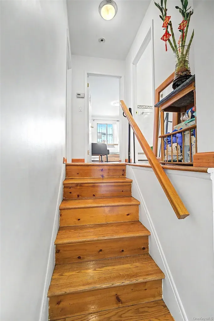 9409 46th Avenue Elmhurst NY 11373