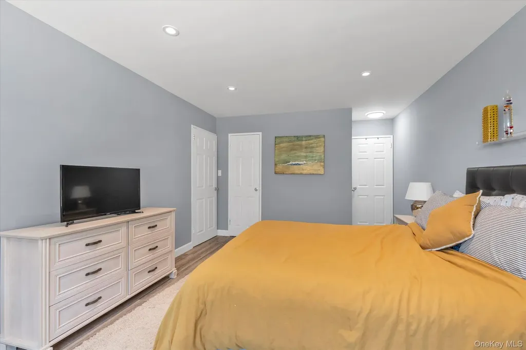 360 Shore Road Long Beach NY 11561