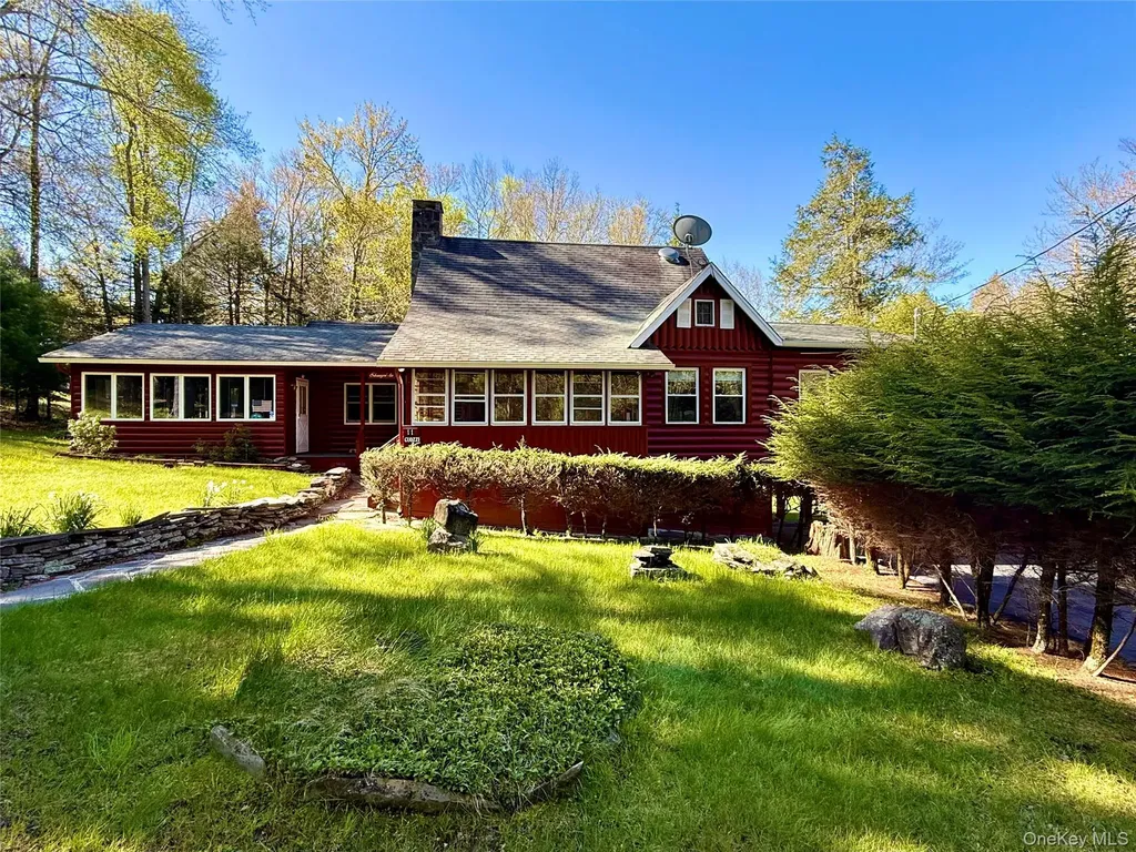 11 W Mongaup Trail Smallwood NY 12778
