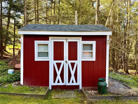 11 W Mongaup Trail Smallwood NY 12778