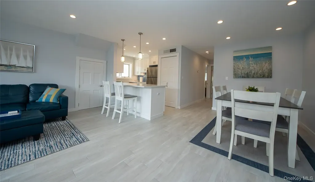 639 E Broadway Long Beach NY 11561