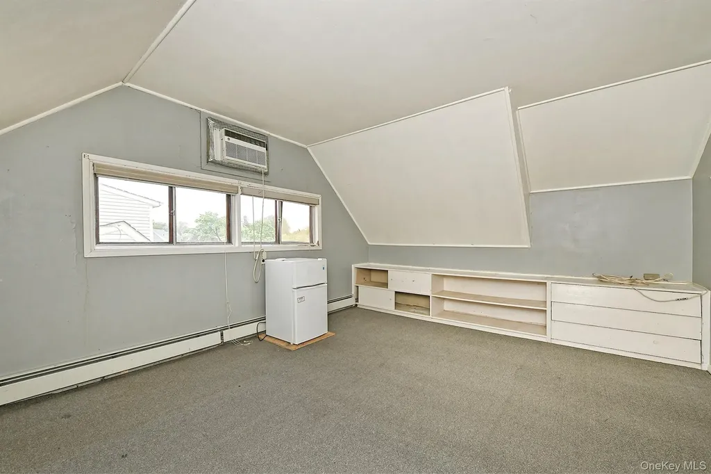 16 Springtime Lane E Levittown NY 11756