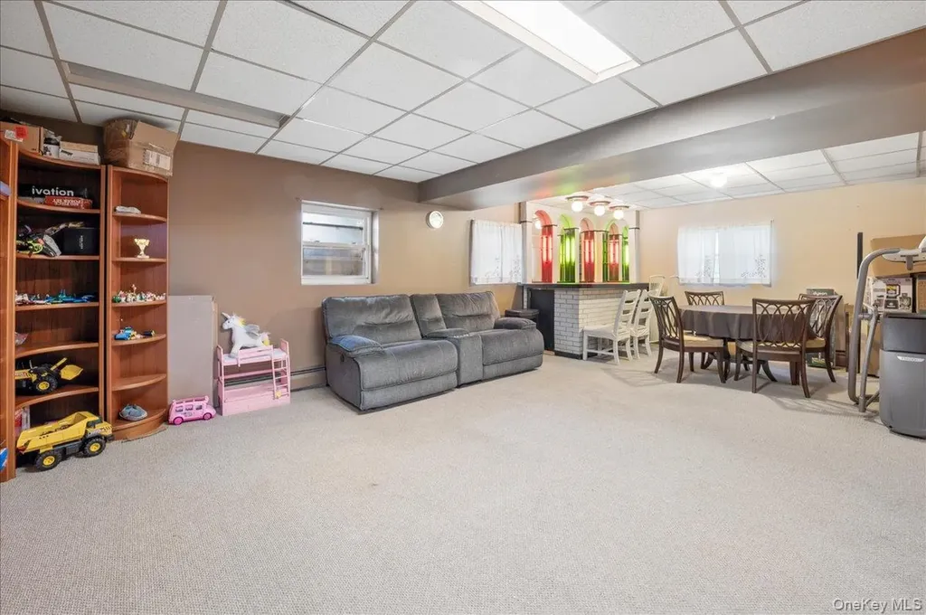 1 Allen Place Bronxville NY 10708