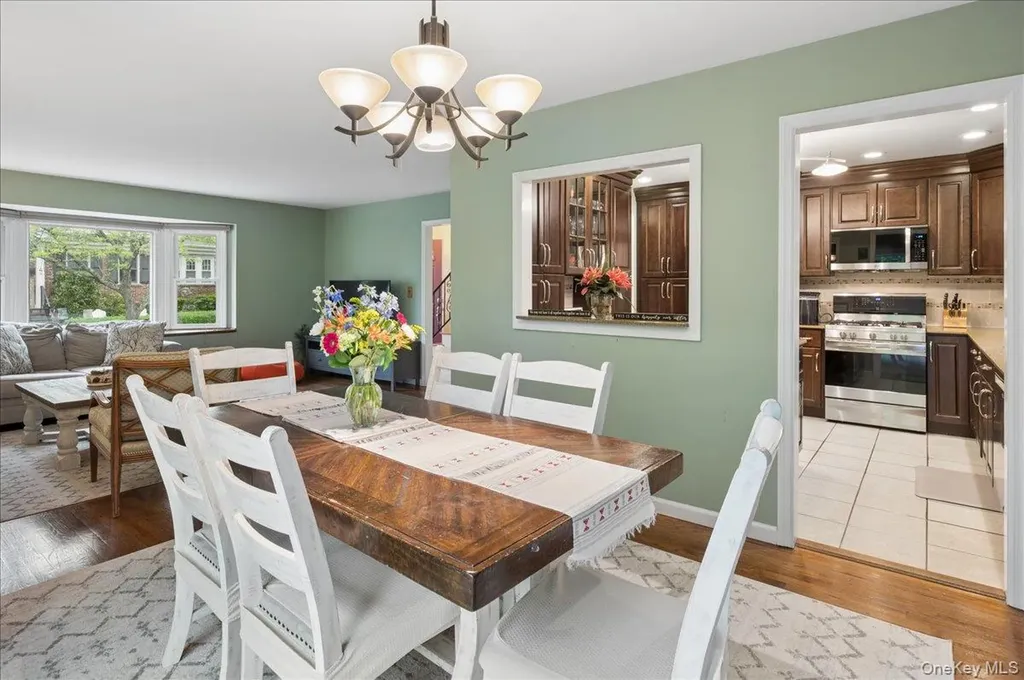 1 Allen Place Bronxville NY 10708