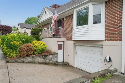 1 Allen Place Bronxville NY 10708
