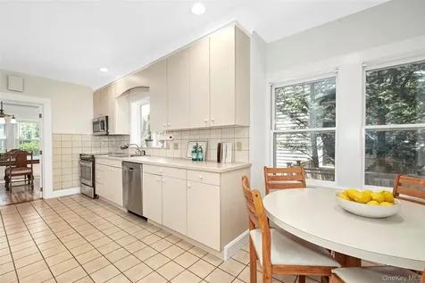 42 Oakwood Avenue Rye NY 10580