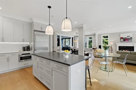 55 Harrison Drive Larchmont NY 10538