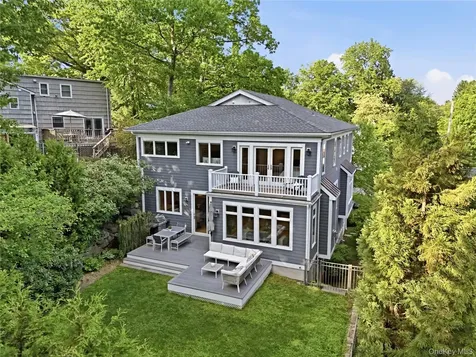 55 Harrison Drive Larchmont NY 10538