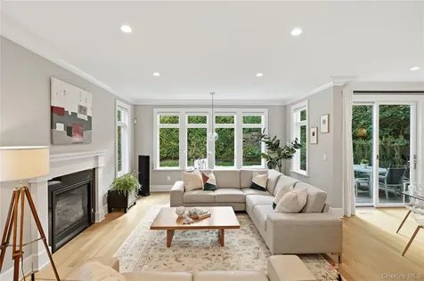 55 Harrison Drive Larchmont NY 10538