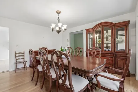 1055 Mamaroneck Avenue White Plains NY 10605