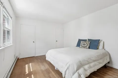 1055 Mamaroneck Avenue White Plains NY 10605