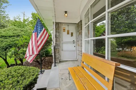 1055 Mamaroneck Avenue White Plains NY 10605