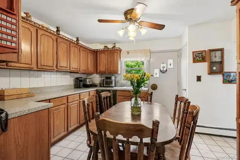 1055 Mamaroneck Avenue White Plains NY 10605