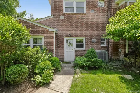 1055 Mamaroneck Avenue White Plains NY 10605