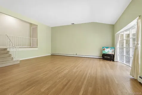 1055 Mamaroneck Avenue White Plains NY 10605