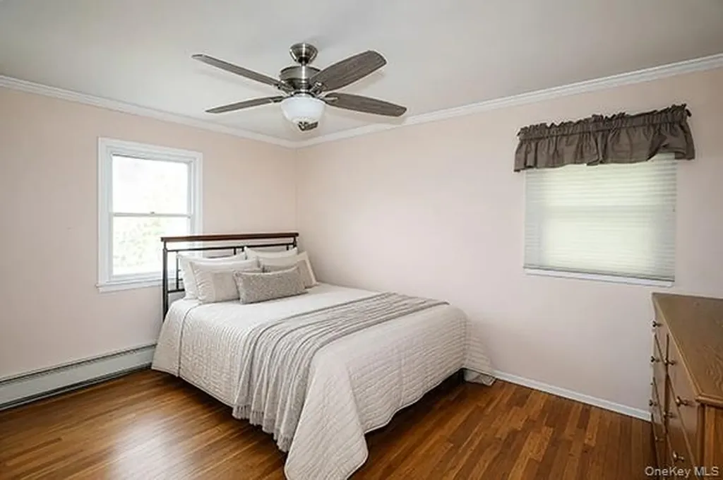 8 Broadfield Place Glen Cove NY 11542