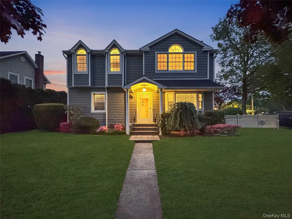 389 Yale Road Garden City NY 11530