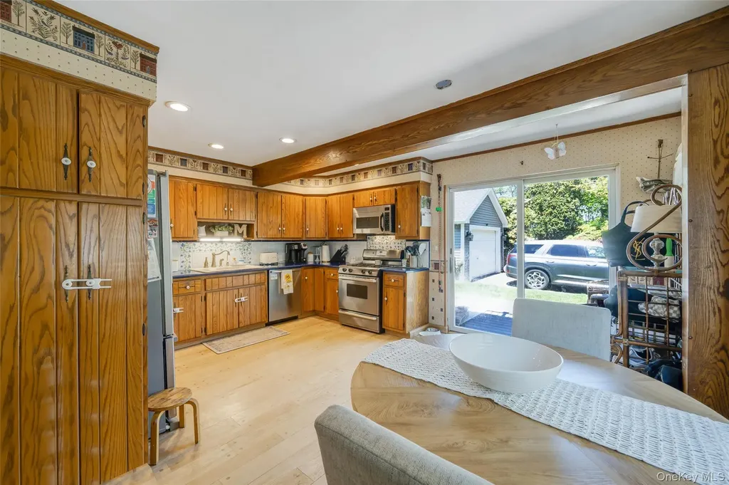 389 Yale Road Garden City NY 11530