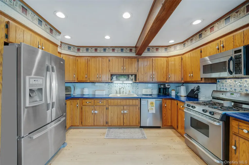 389 Yale Road Garden City NY 11530