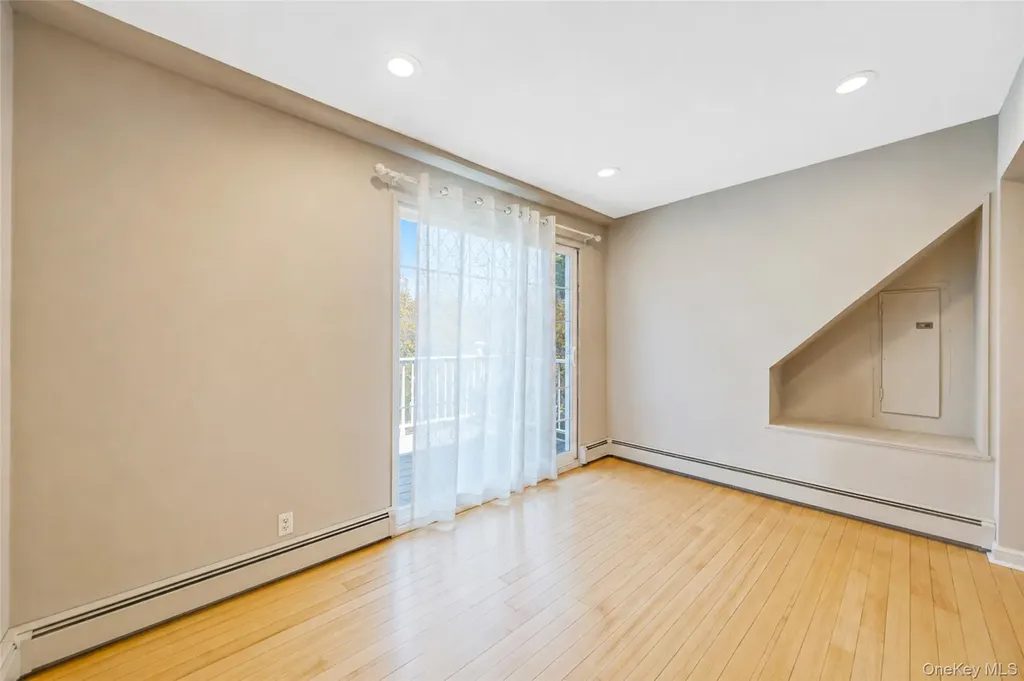 389 Yale Road Garden City NY 11530