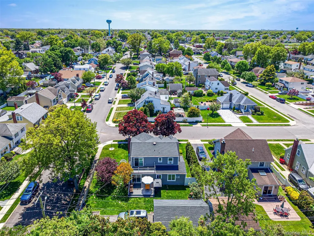 389 Yale Road Garden City NY 11530