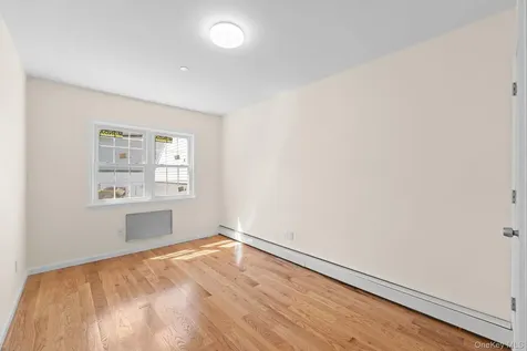 115-72A Newburg Street Saint Albans NY 11412
