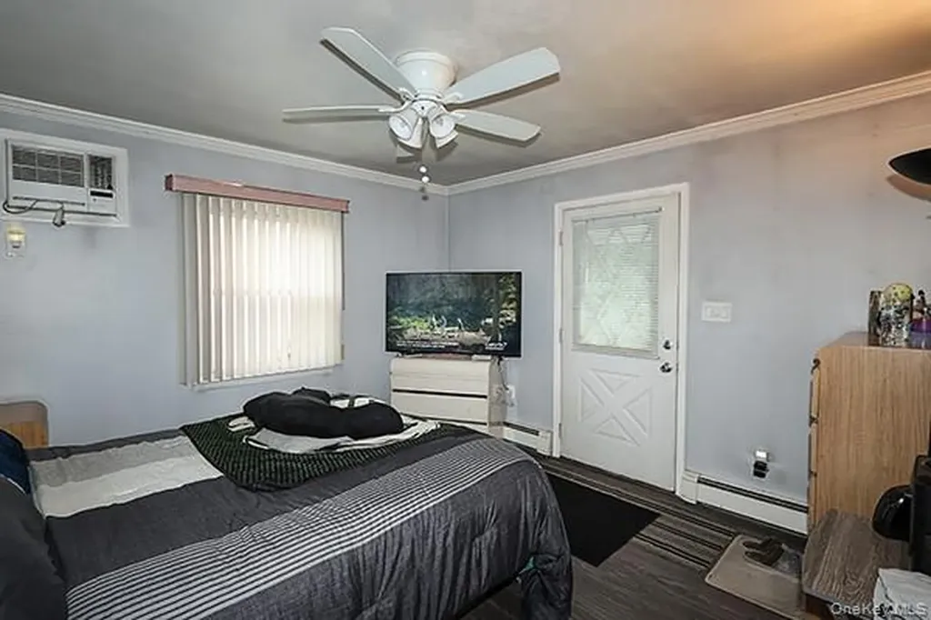 56 Haven Lane Levittown NY 11756