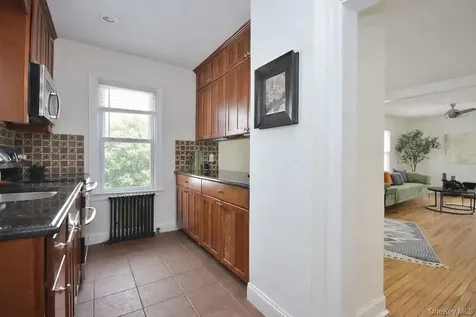 122 Washington Avenue Beacon NY 12508