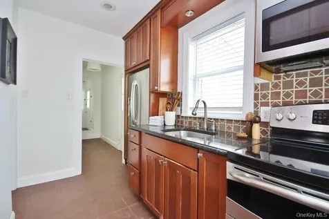 122 Washington Avenue Beacon NY 12508