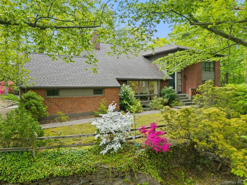 103 Belleau Avenue New Rochelle NY 10804