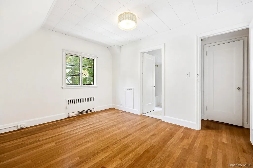10 River Road Scarsdale NY 10583