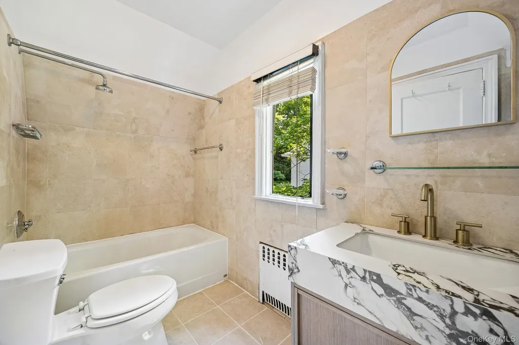 10 River Road Scarsdale NY 10583