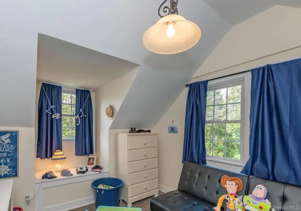 1385 Old Shipyard Lane Southold NY 11971