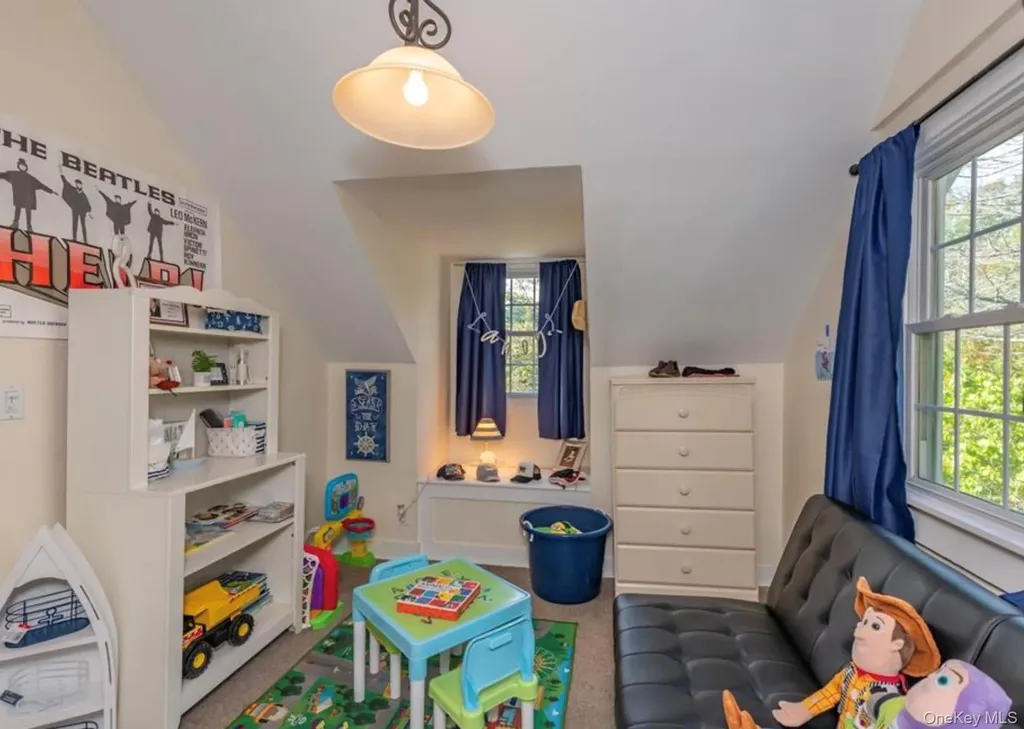 1385 Old Shipyard Lane Southold NY 11971
