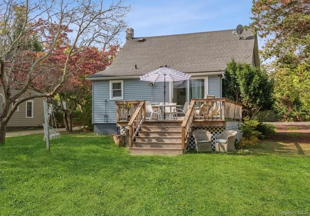 1385 Old Shipyard Lane Southold NY 11971