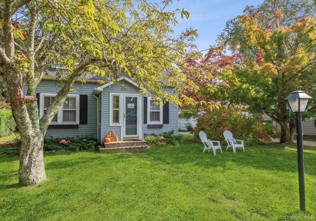 1385 Old Shipyard Lane Southold NY 11971