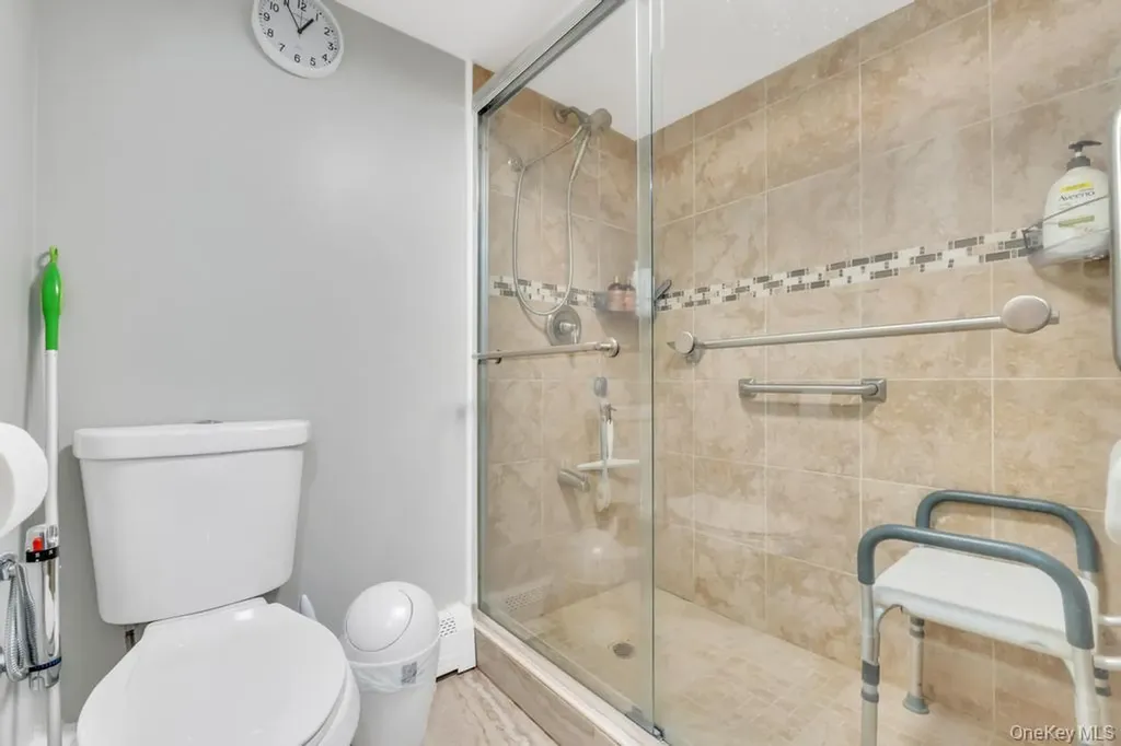 445 Peninsula Boulevard Lynbrook NY 11563