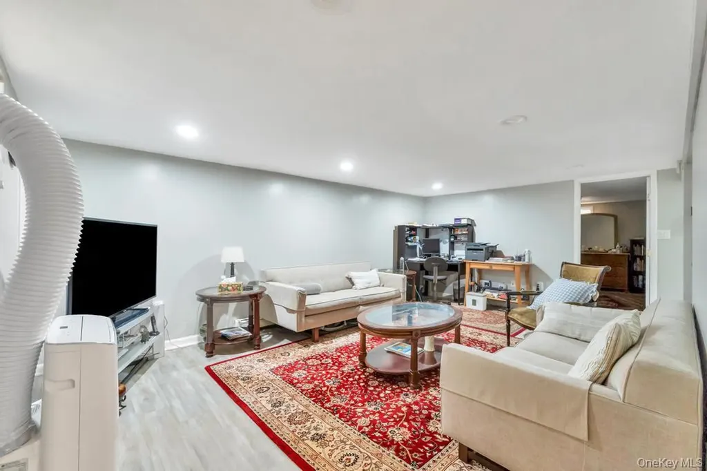 445 Peninsula Boulevard Lynbrook NY 11563